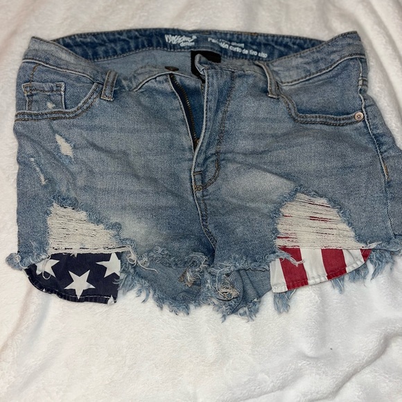 Red, White, and Blue Mossimo shorts - Picture 1 of 1